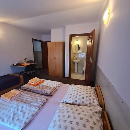 Pokoje Goscinne Grazyna Cieszyn  Exterior foto
